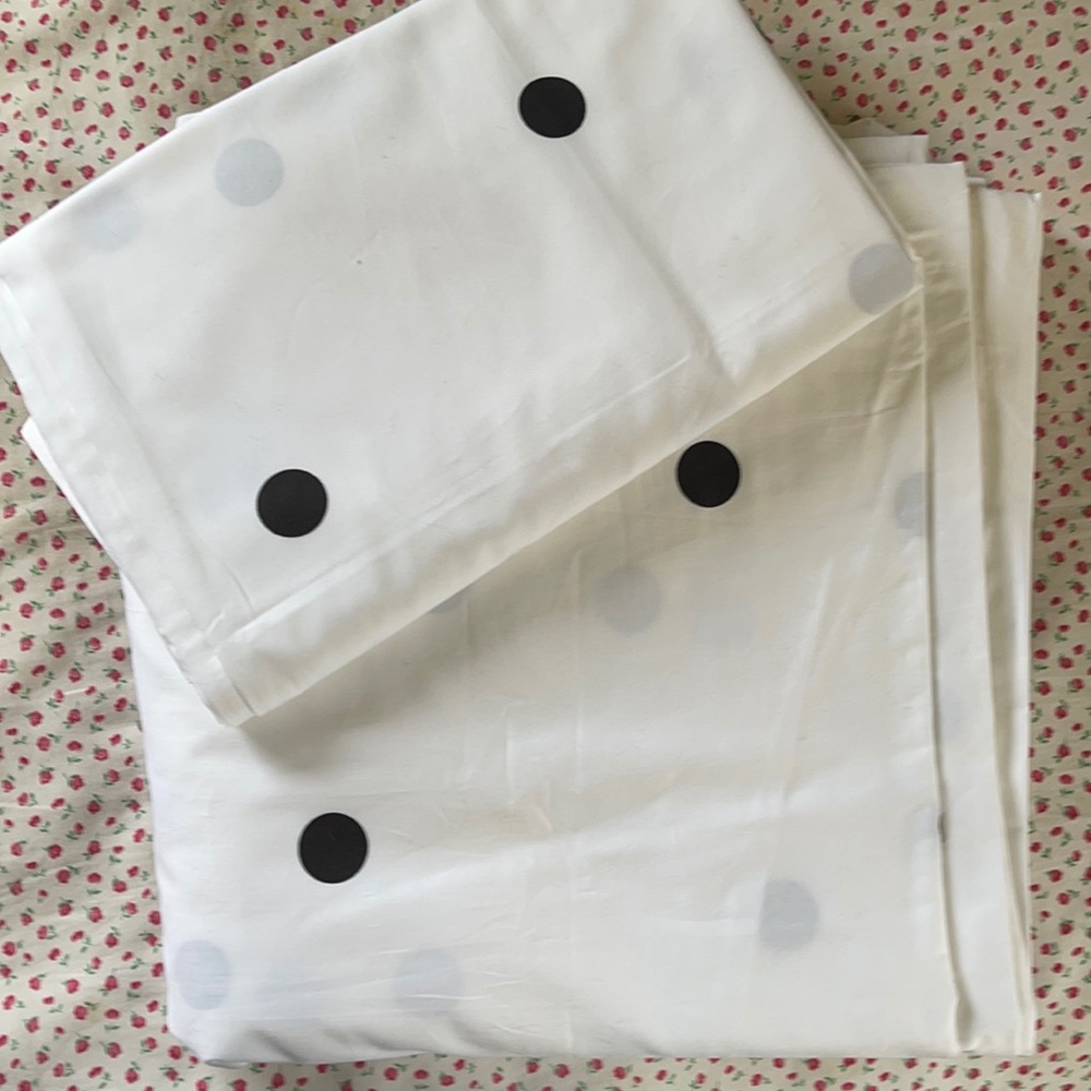 Kate Spade Queen duvet cover with 2 pillow cases